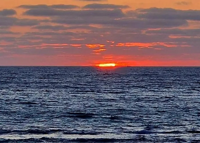 Peaceful Surrounding Private Pool